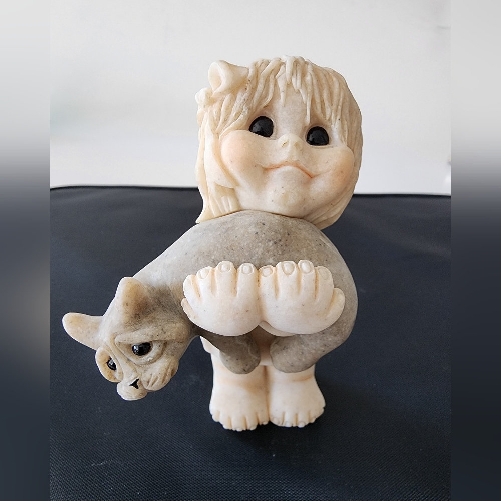 Quarry Kids Handful of Love Girl Holding Cat, Collectible, Figurine